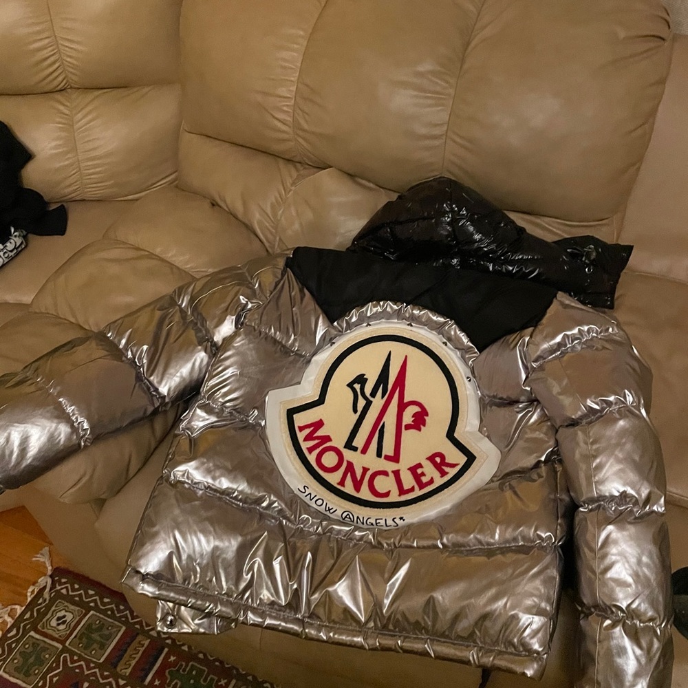 Moncler snow Angel
